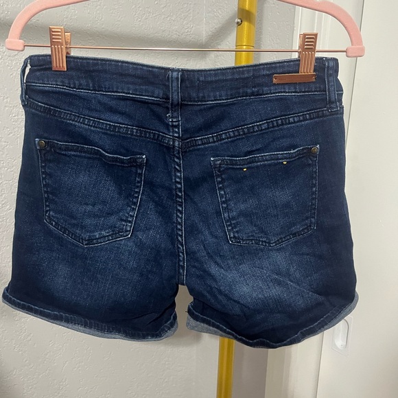 PILCRO by Anthropologie Stet shorts in dark wash - Picture 4 of 6